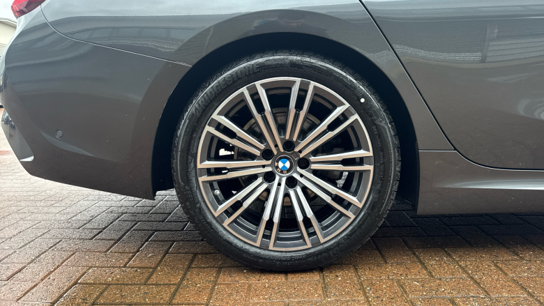 BMW 3 Series 320d M Sport 4dr Step Auto [Tech Pack] Diesel Saloon